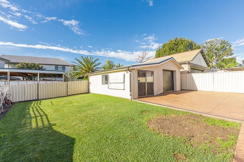 7 Hayes Avenue, Mount Warrigal - Thumbnail 5