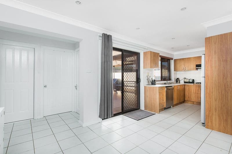 7 Hayes Avenue, Mount Warrigal - Thumbnail 8
