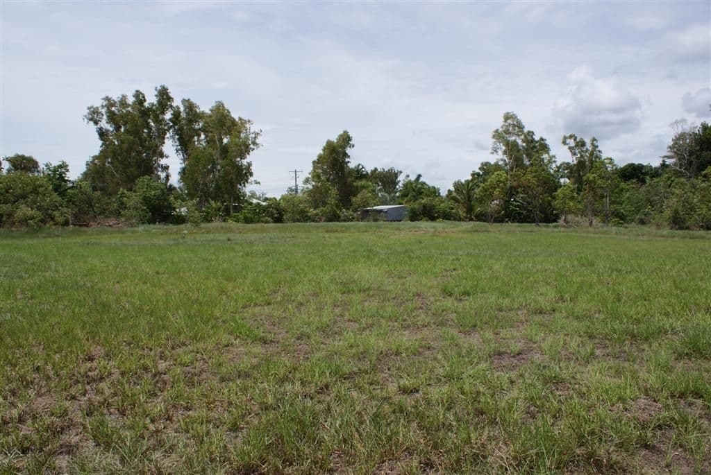 33 Koda Street, WONGALING BEACH QLD 4852, Wongaling Beach - Thumbnail 8