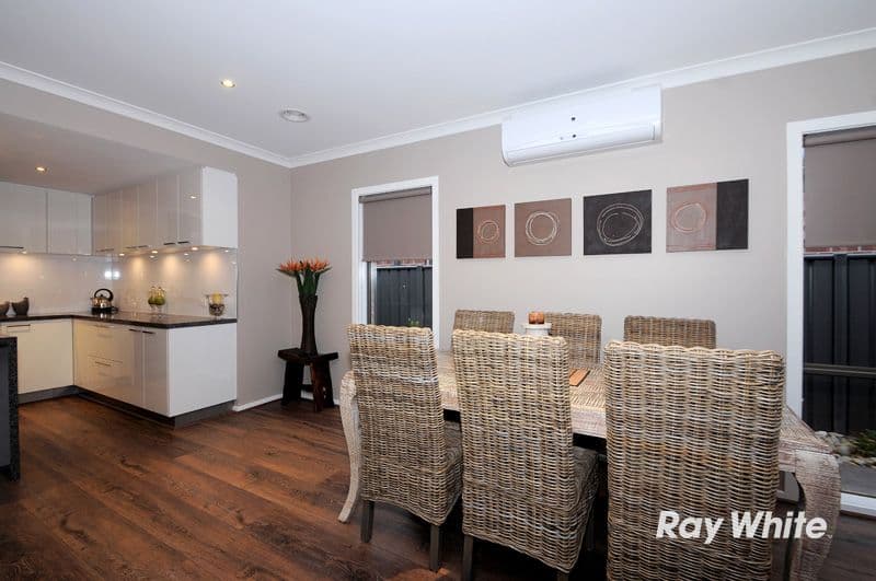 14 Hermes Avenue, CRANBOURNE VIC 3977, Cranbourne - Thumbnail 4