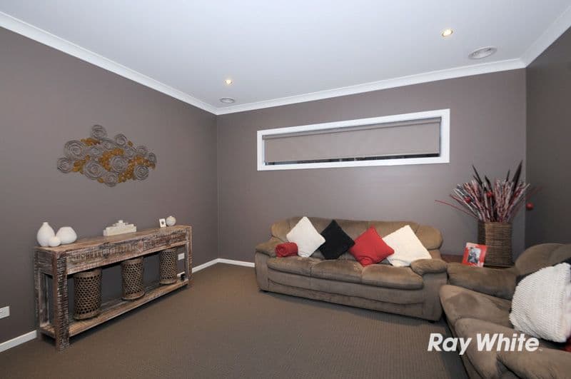 14 Hermes Avenue, CRANBOURNE VIC 3977, Cranbourne - Thumbnail 7