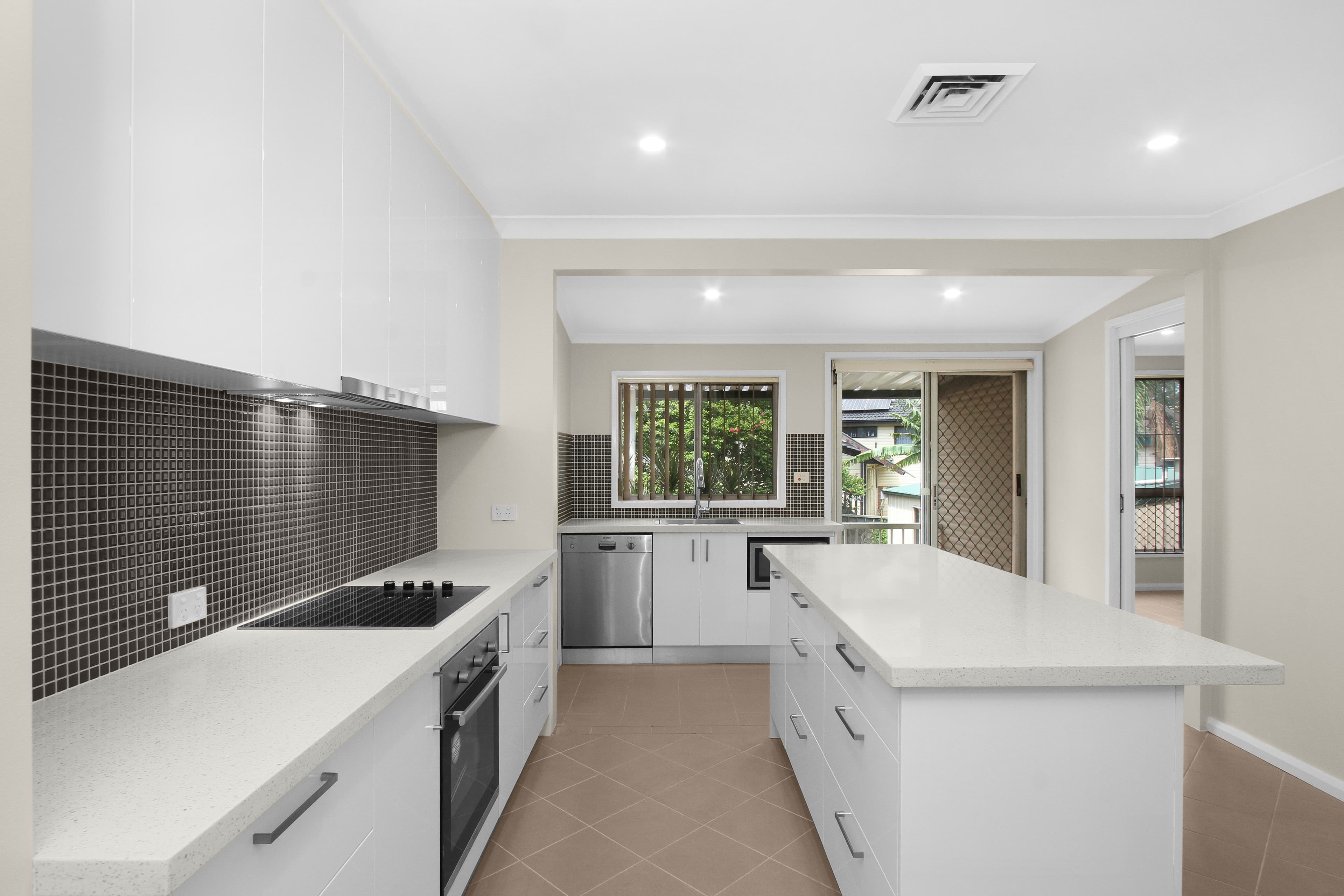 11 Lavender Place, Fairfield West NSW 2165, Fairfield West - Thumbnail 2
