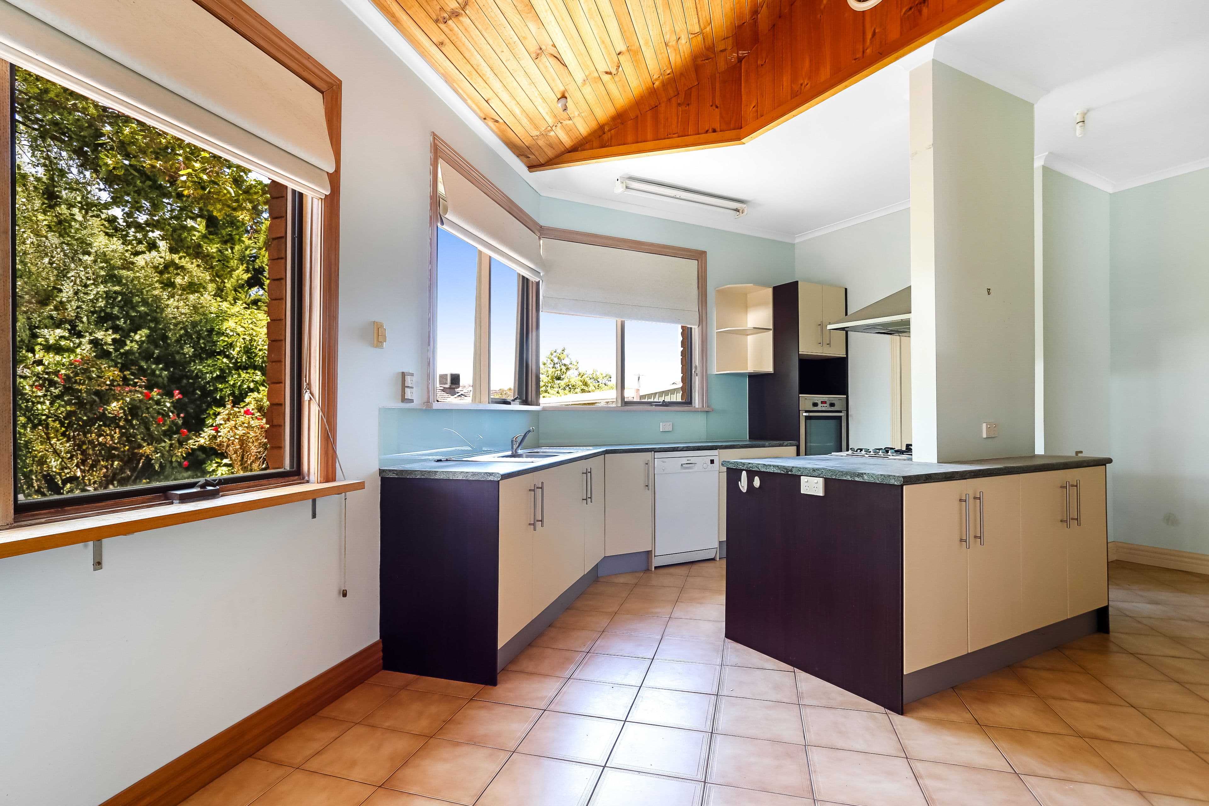 33 Greenvale Drive, Greenvale VIC 3059, Greenvale - Thumbnail 4