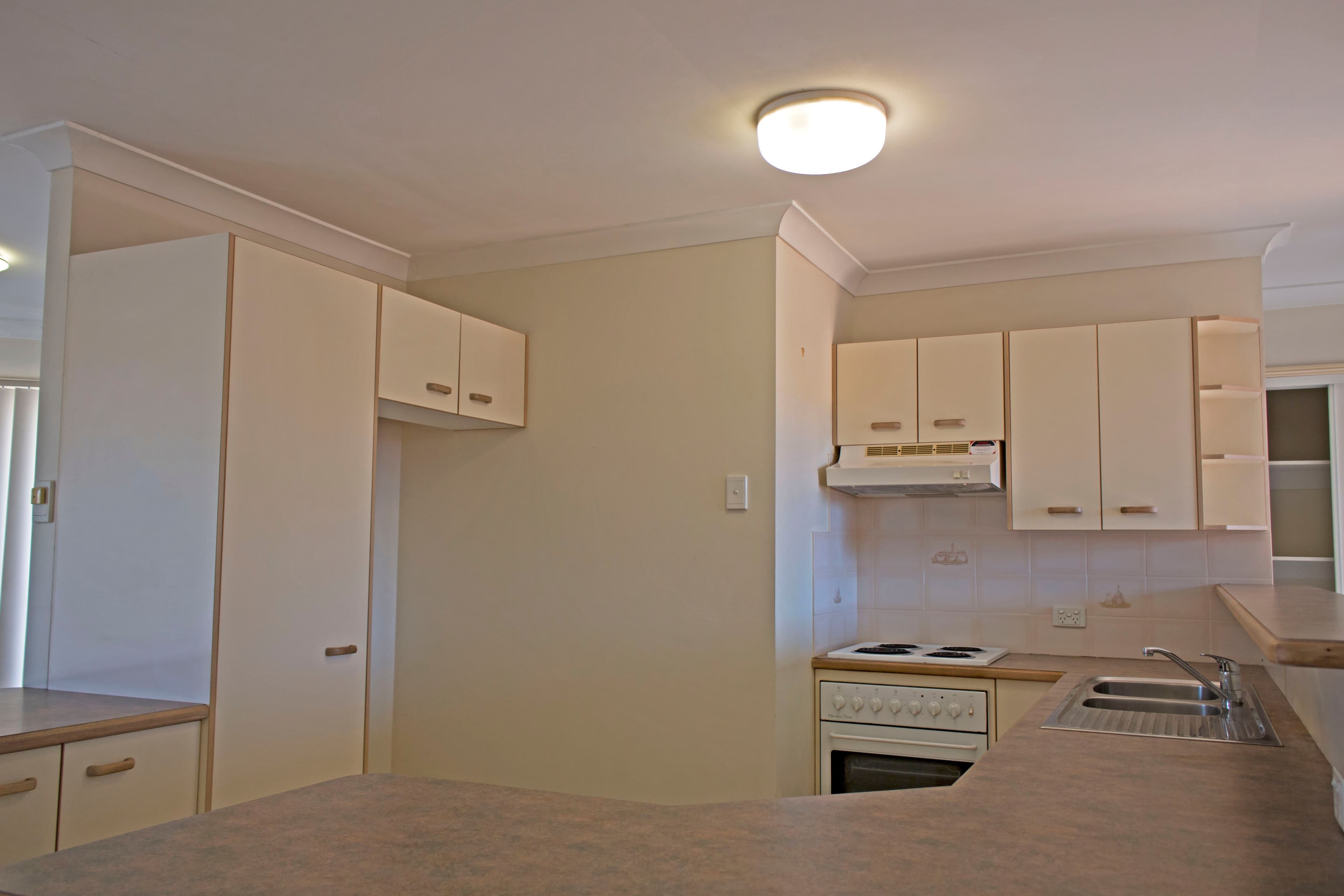 18 Murphy Street, Scarborough QLD 4020, Scarborough - Thumbnail 5