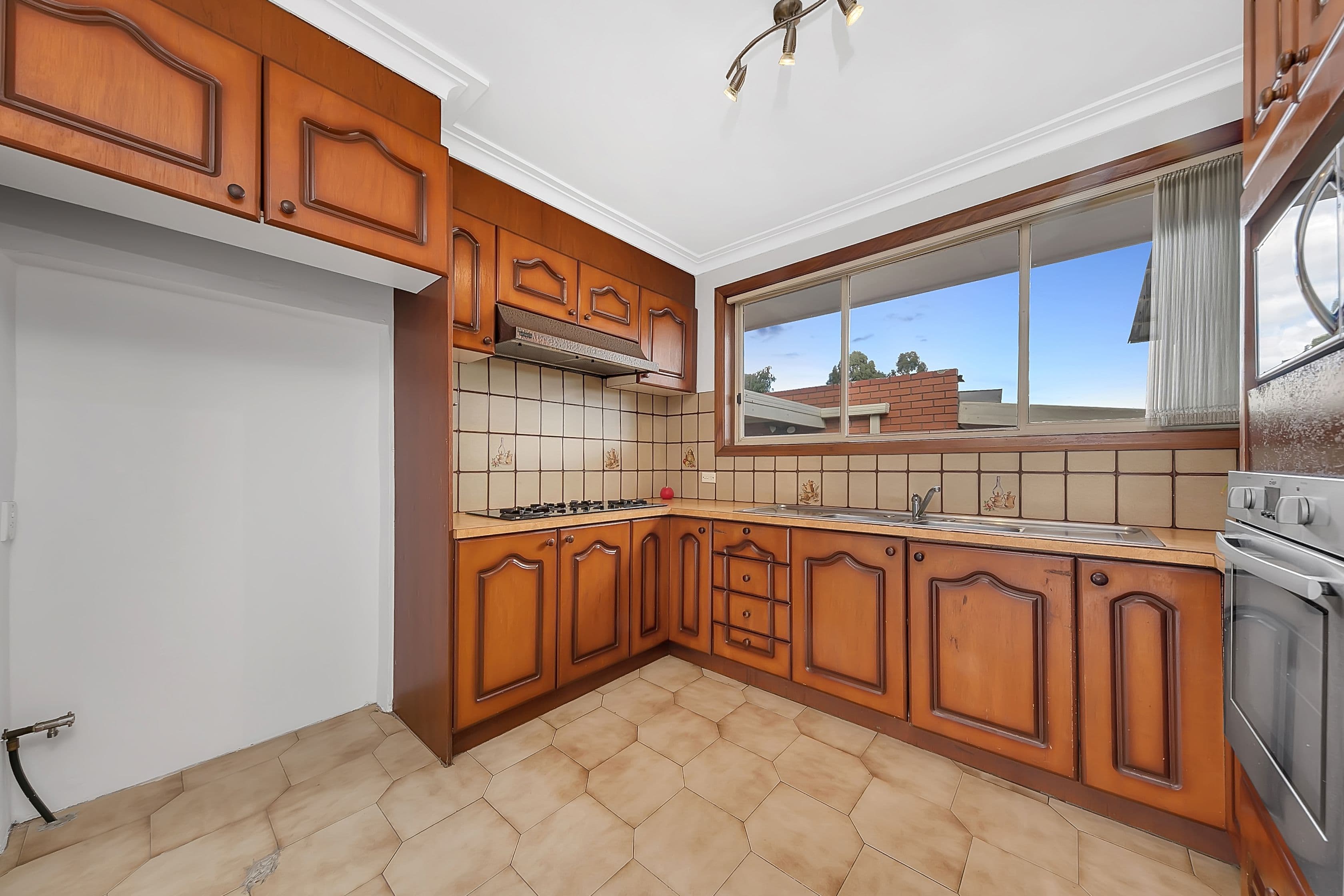 121 Kingsway Drive, Lalor VIC 3075, Lalor - Thumbnail 5