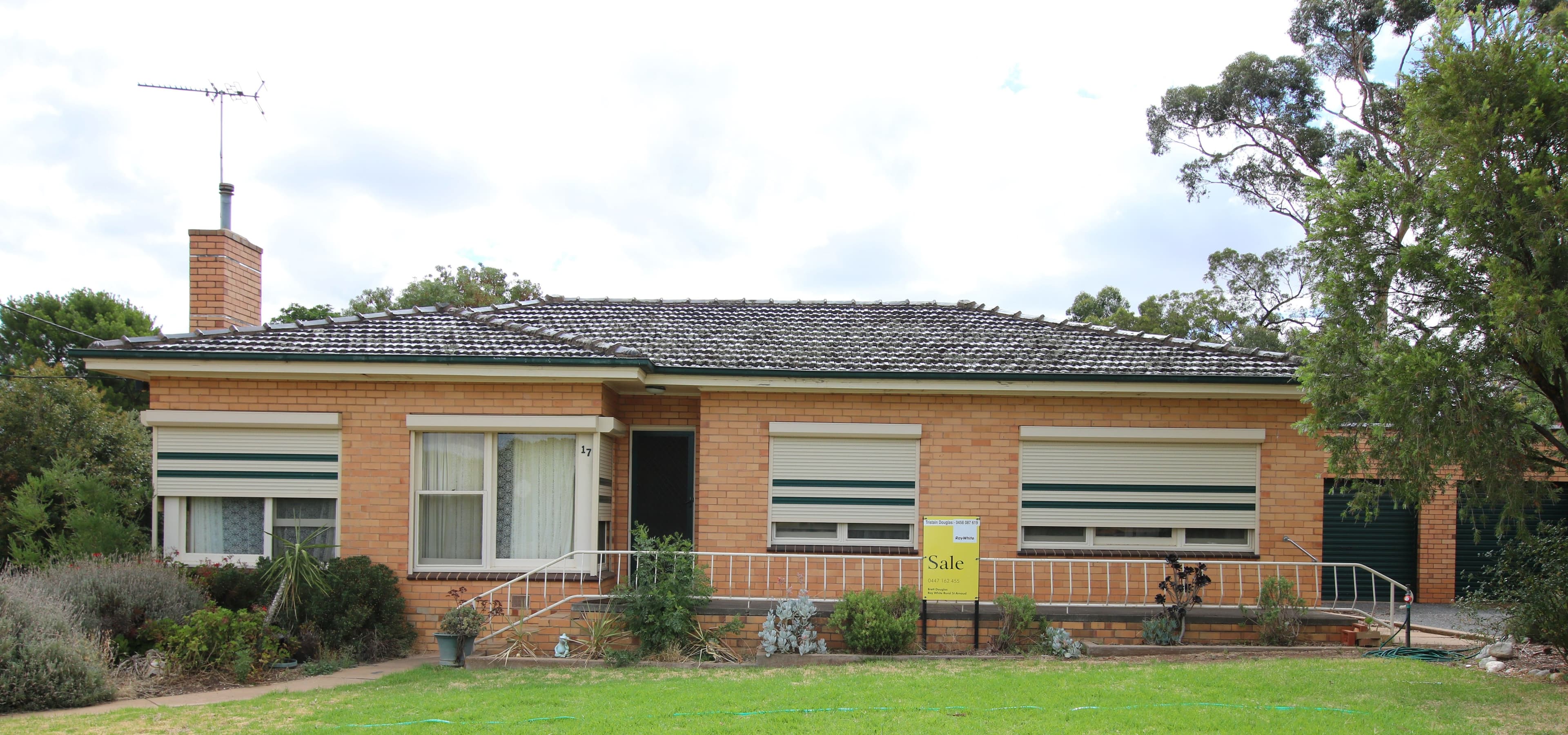 17 Charlton Road, St Arnaud VIC 3478, St Arnaud - Thumbnail 3