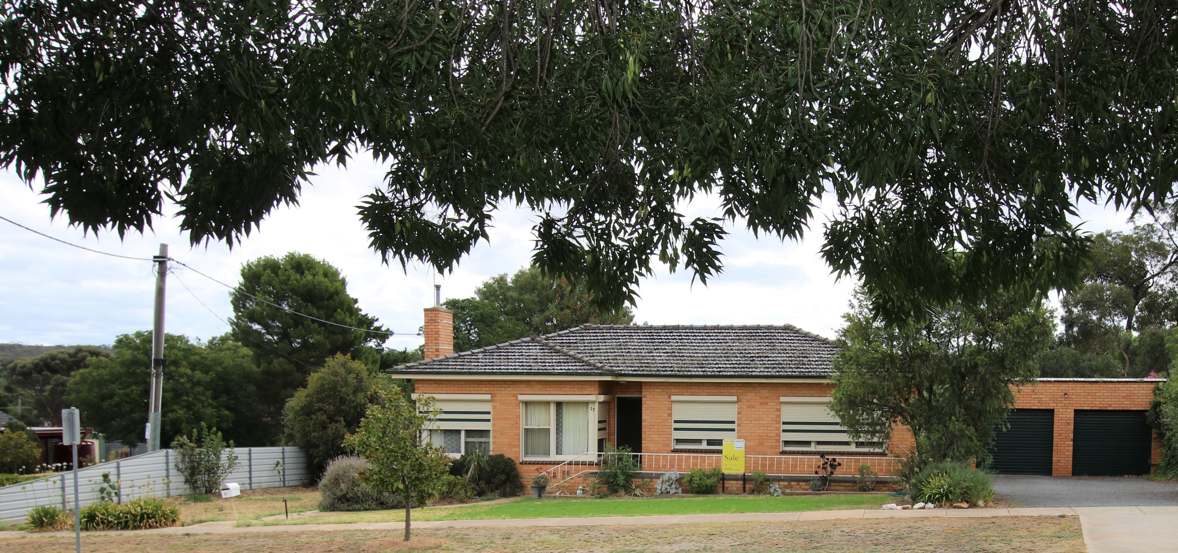 17 Charlton Road, St Arnaud VIC 3478, St Arnaud - Thumbnail 4