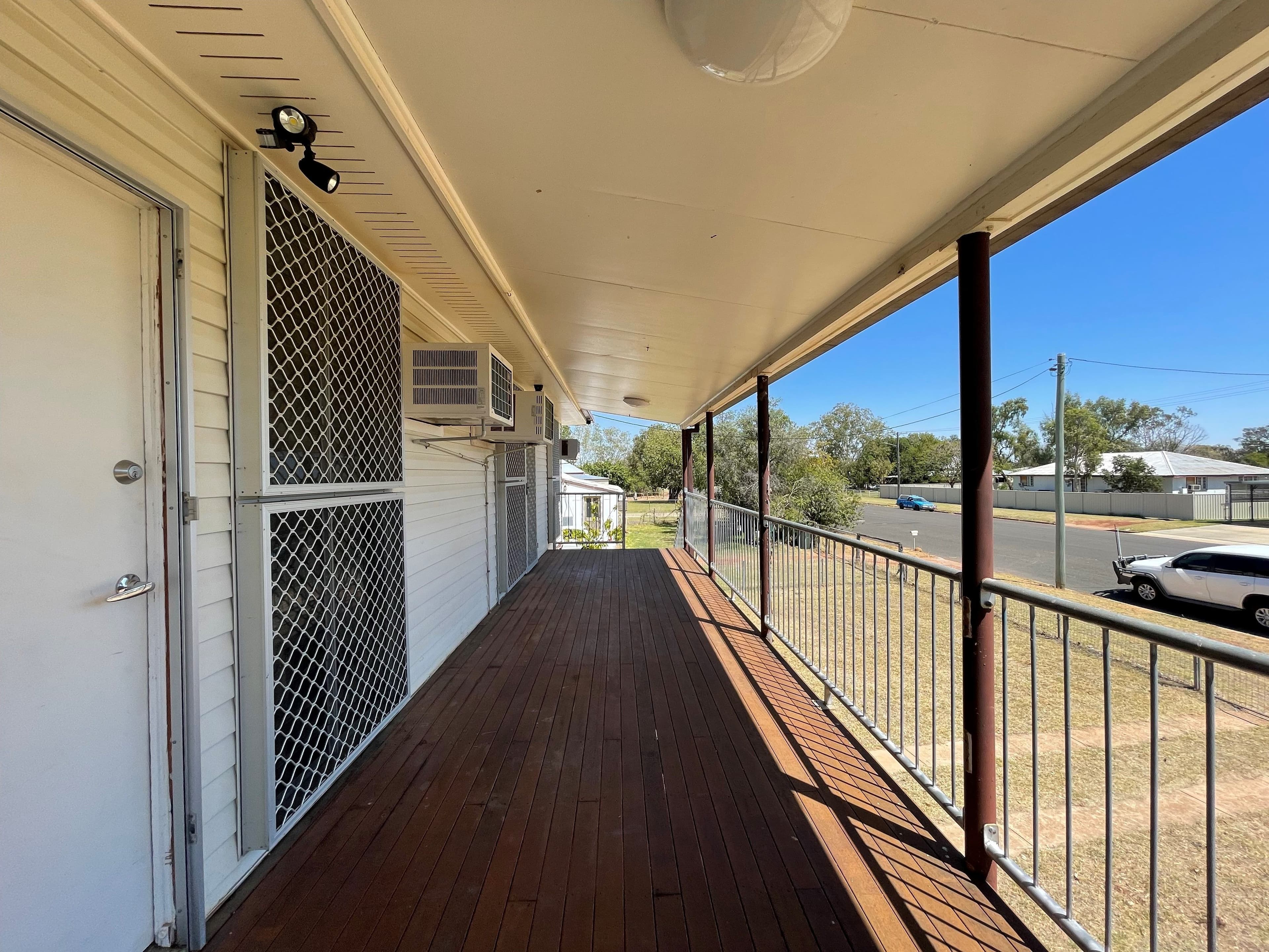 97 Yew Street, Barcaldine QLD 4725, Barcaldine - Thumbnail 2