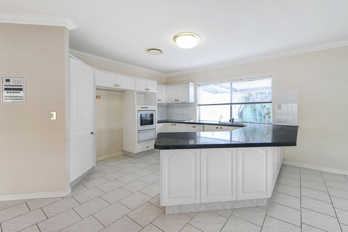 28 Anchorage Way, Runaway Bay QLD 4216, Runaway Bay - Thumbnail 7