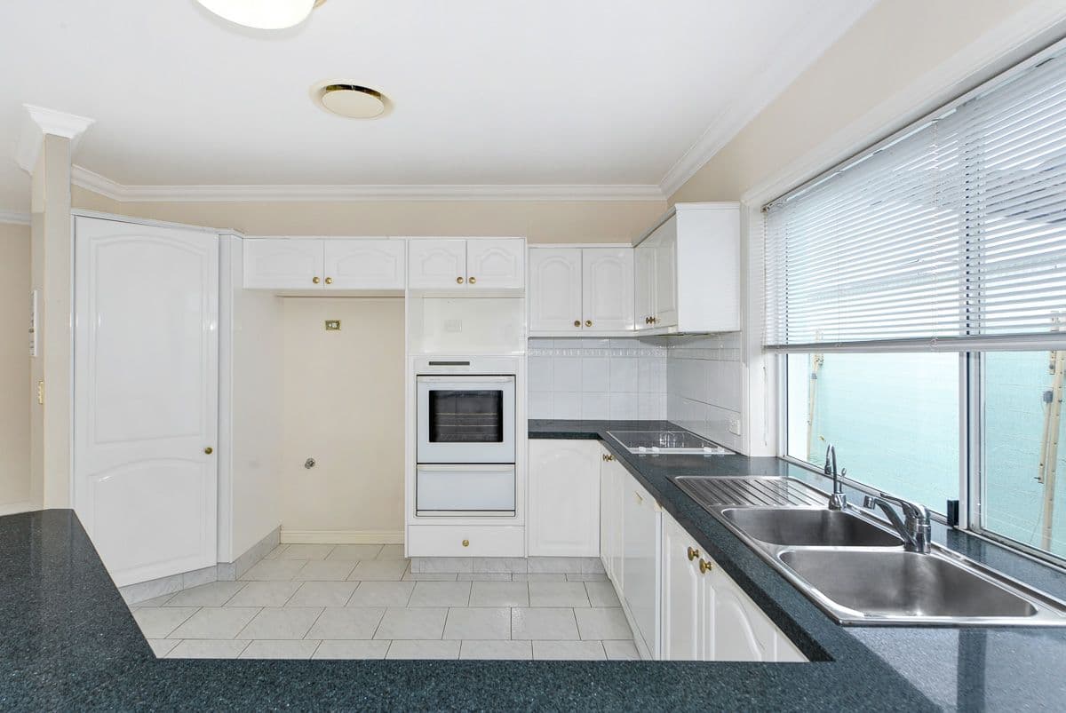28 Anchorage Way, Runaway Bay QLD 4216, Runaway Bay - Thumbnail 8