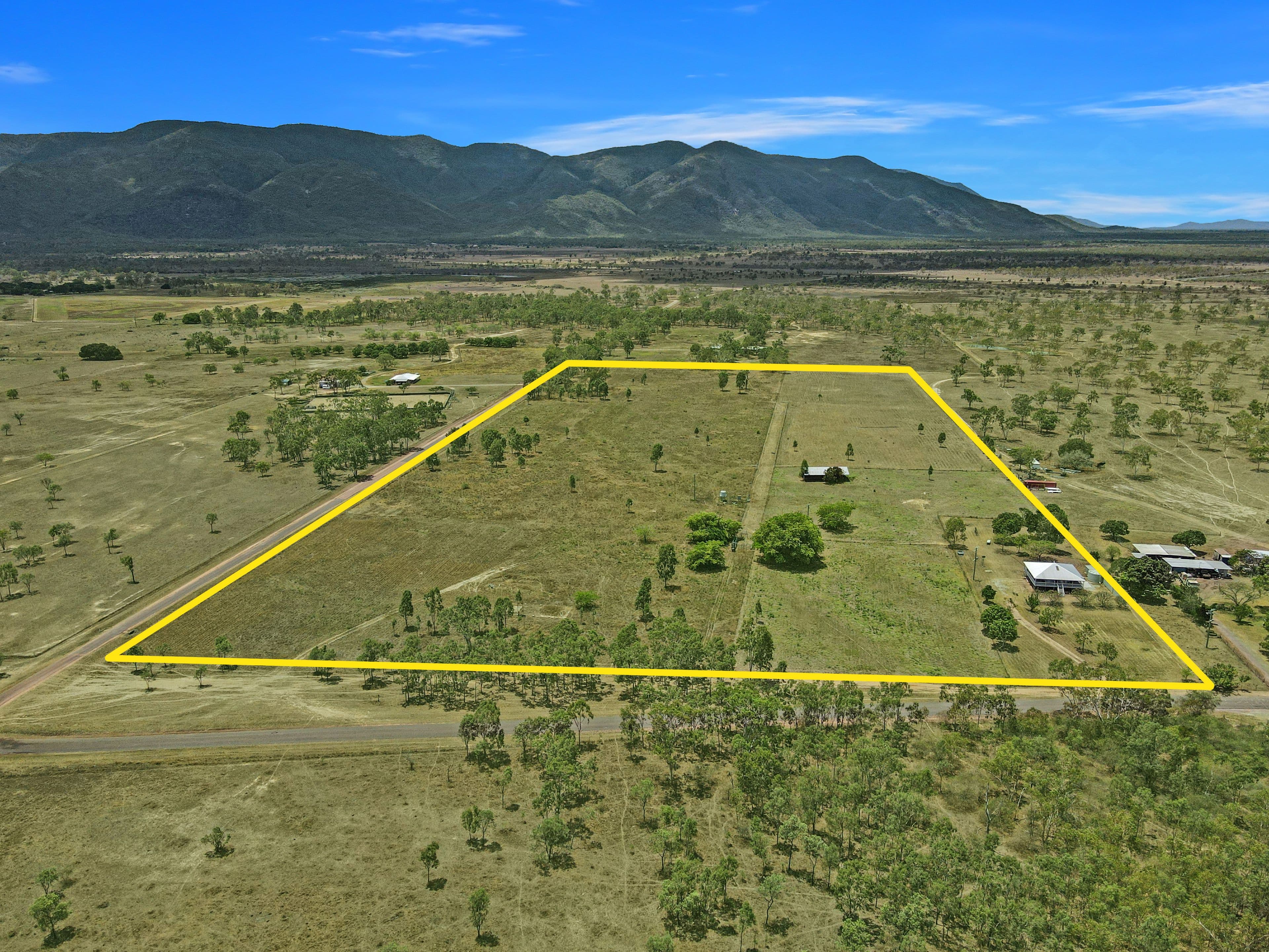 208 Buck Road, Barringha QLD 4816, Barringha - Thumbnail 2