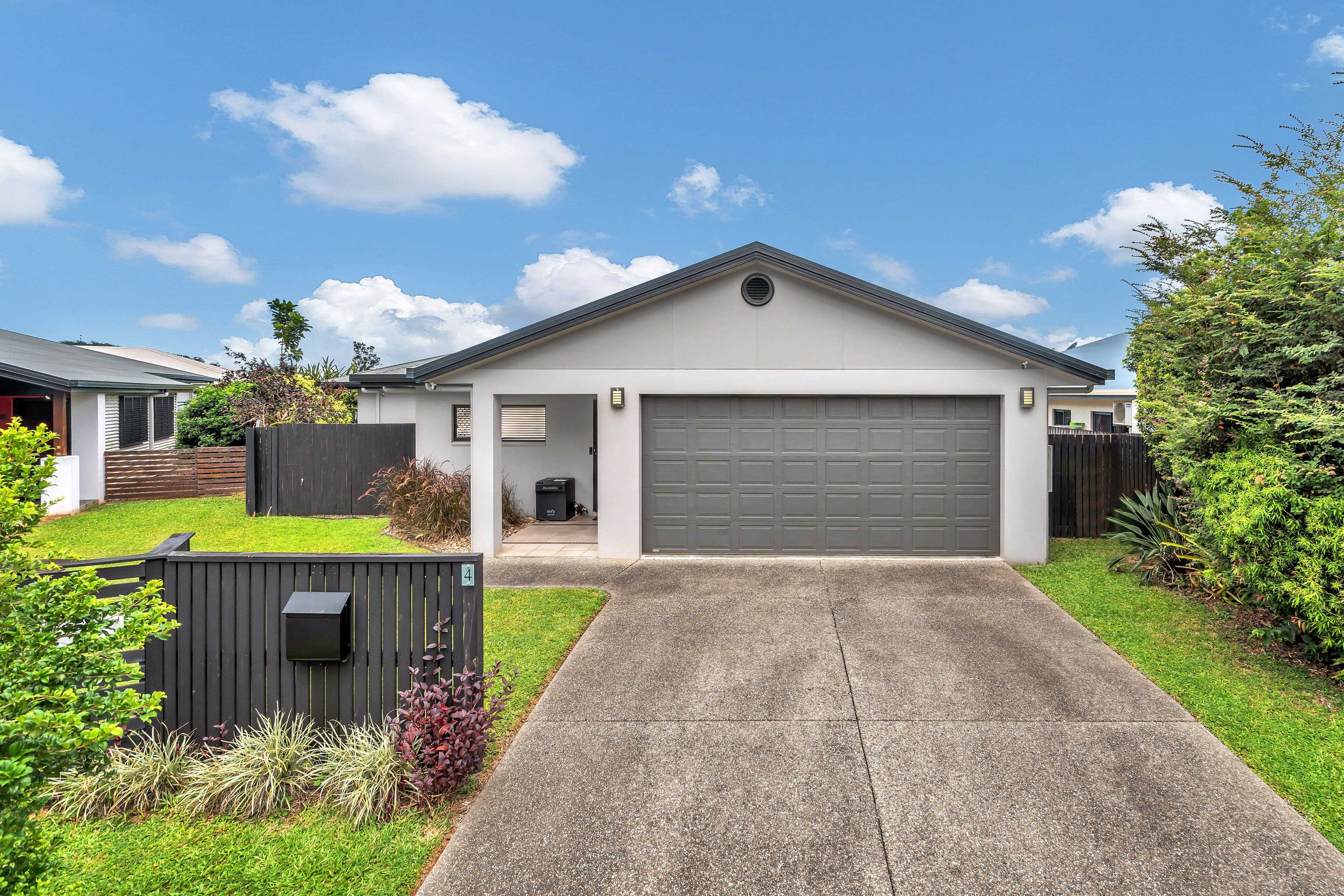 4 Whela Close, BENTLEY PARK QLD 4869, Bentley Park - Thumbnail 2