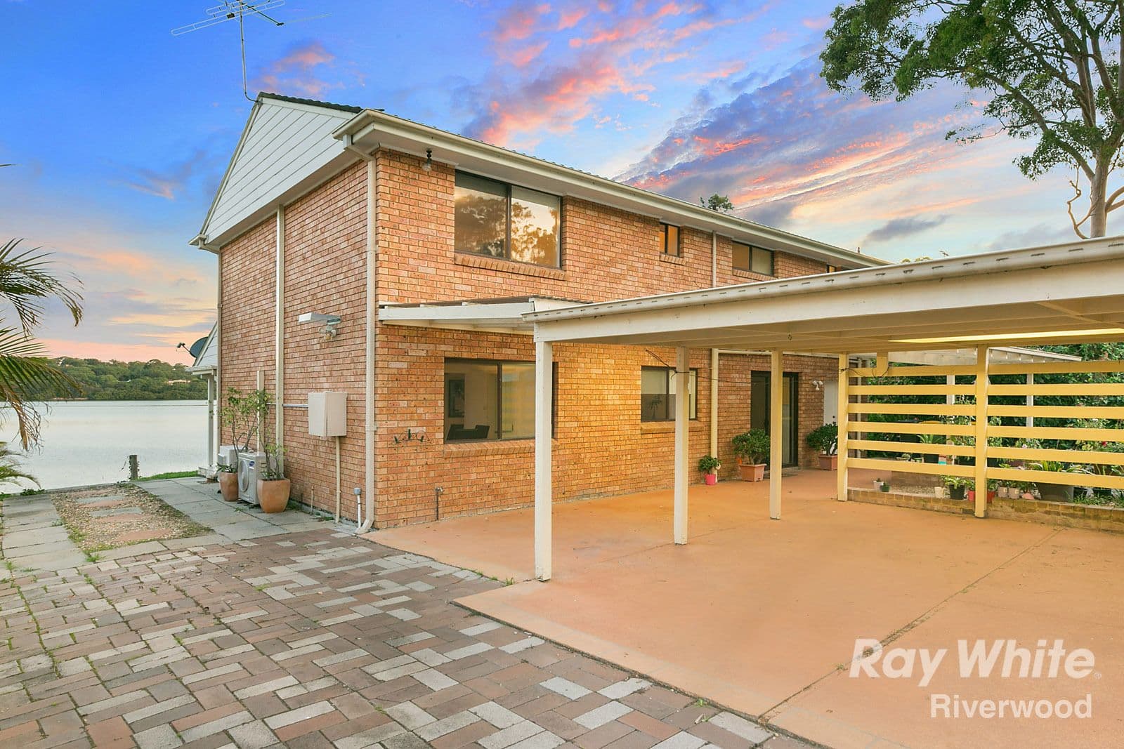 58 Como Road, Oyster Bay - Image 1