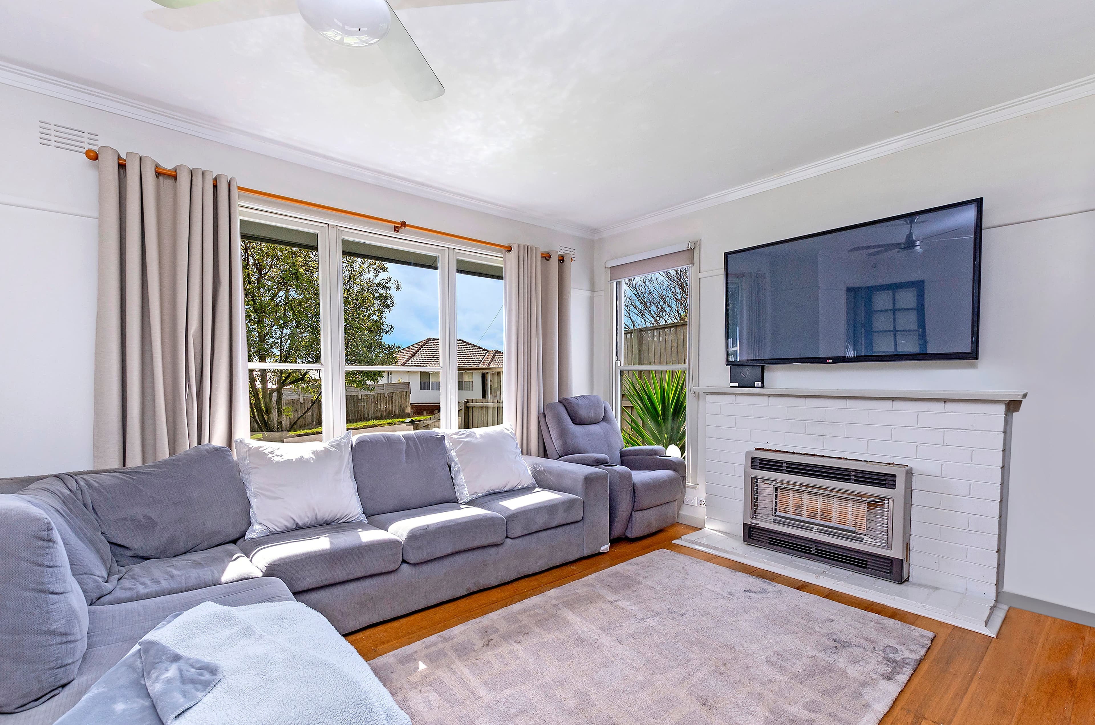 27 Churchill Street, Warrnambool VIC 3280, Warrnambool - Thumbnail 2