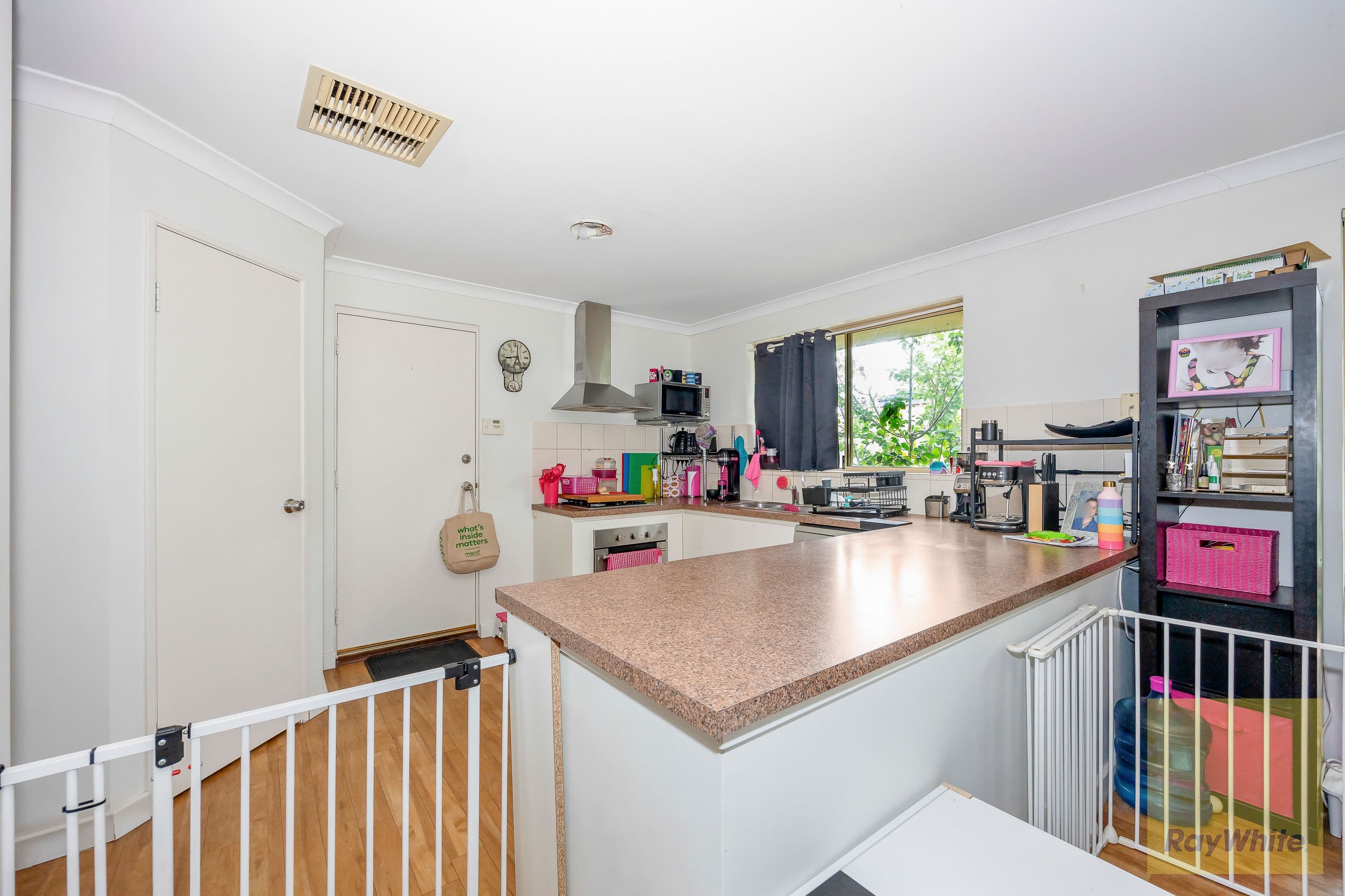 28 Winton Crescent, High Wycombe WA 6057, High Wycombe - Thumbnail 5