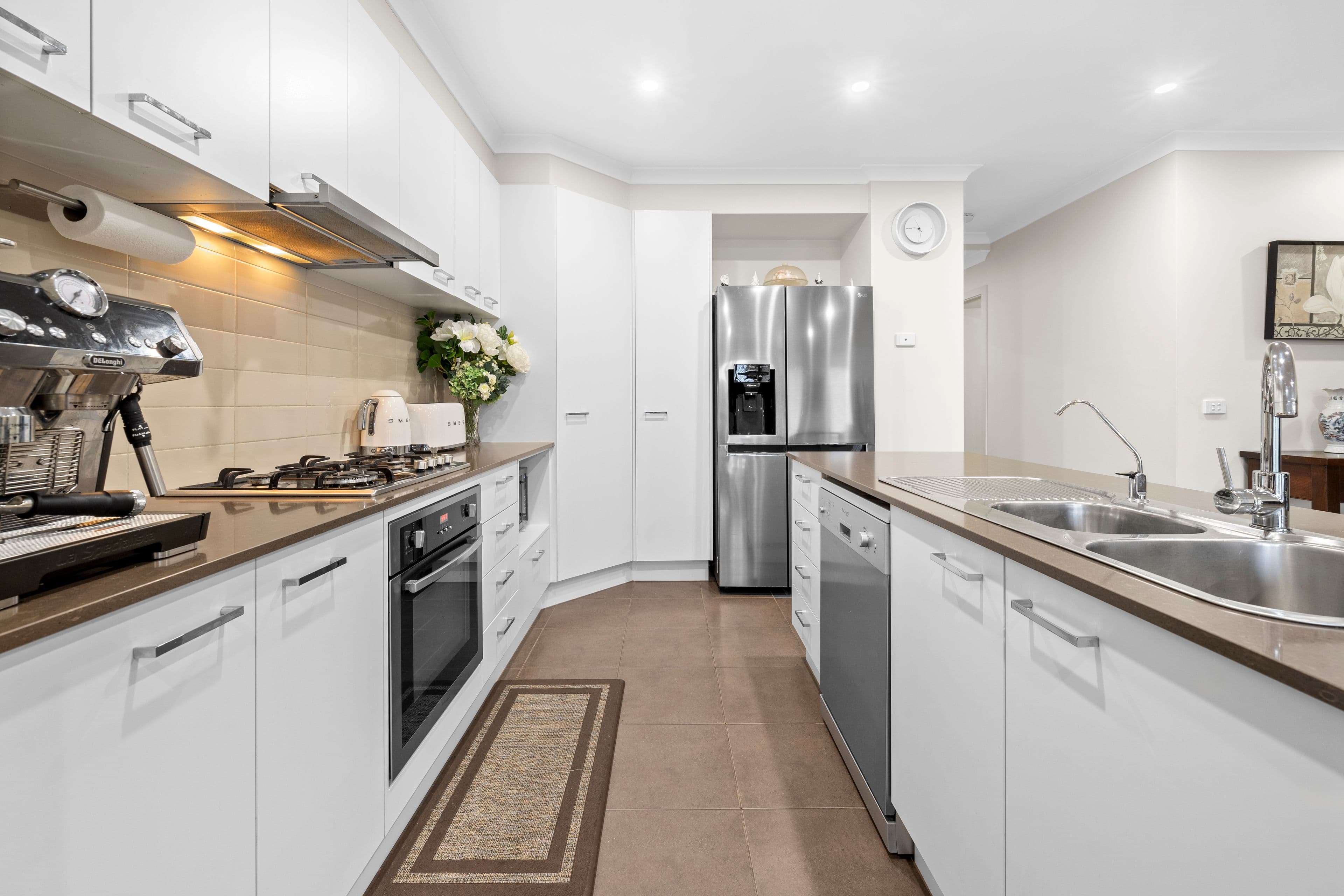 8 The Crossing, Caroline Springs VIC 3023, Caroline Springs - Thumbnail 4