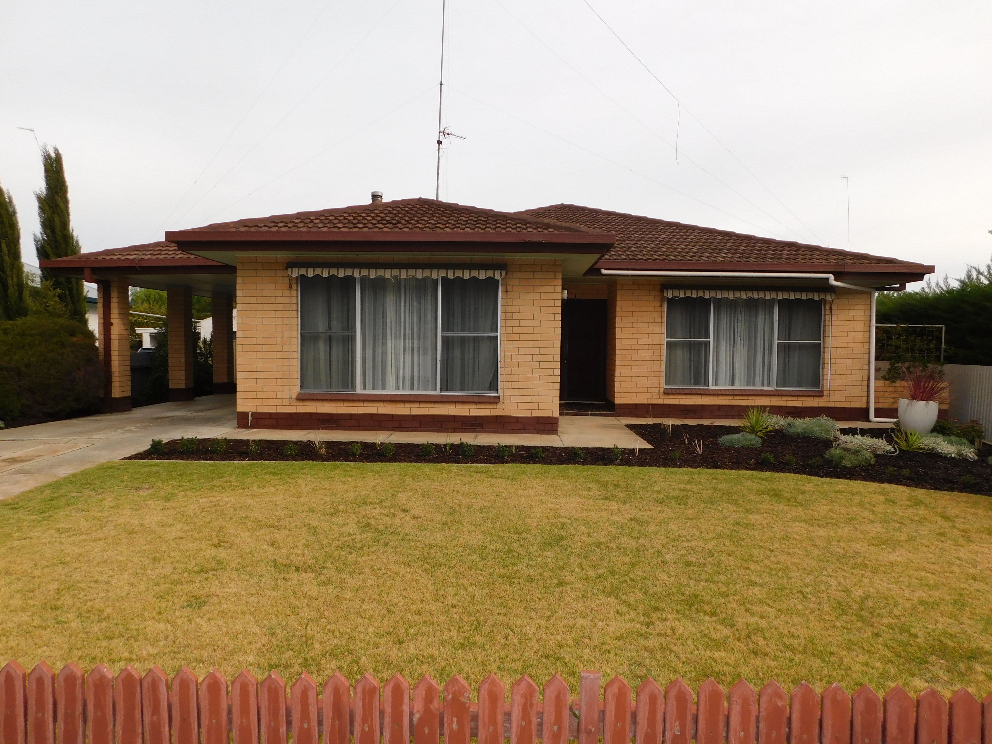 53 Naracoorte Road, Bordertown SA 5268, Bordertown - Image 1