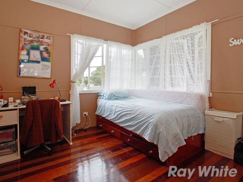 61 Stadcor Street, WAVELL HEIGHTS QLD 4012, Wavell Heights - Thumbnail 6