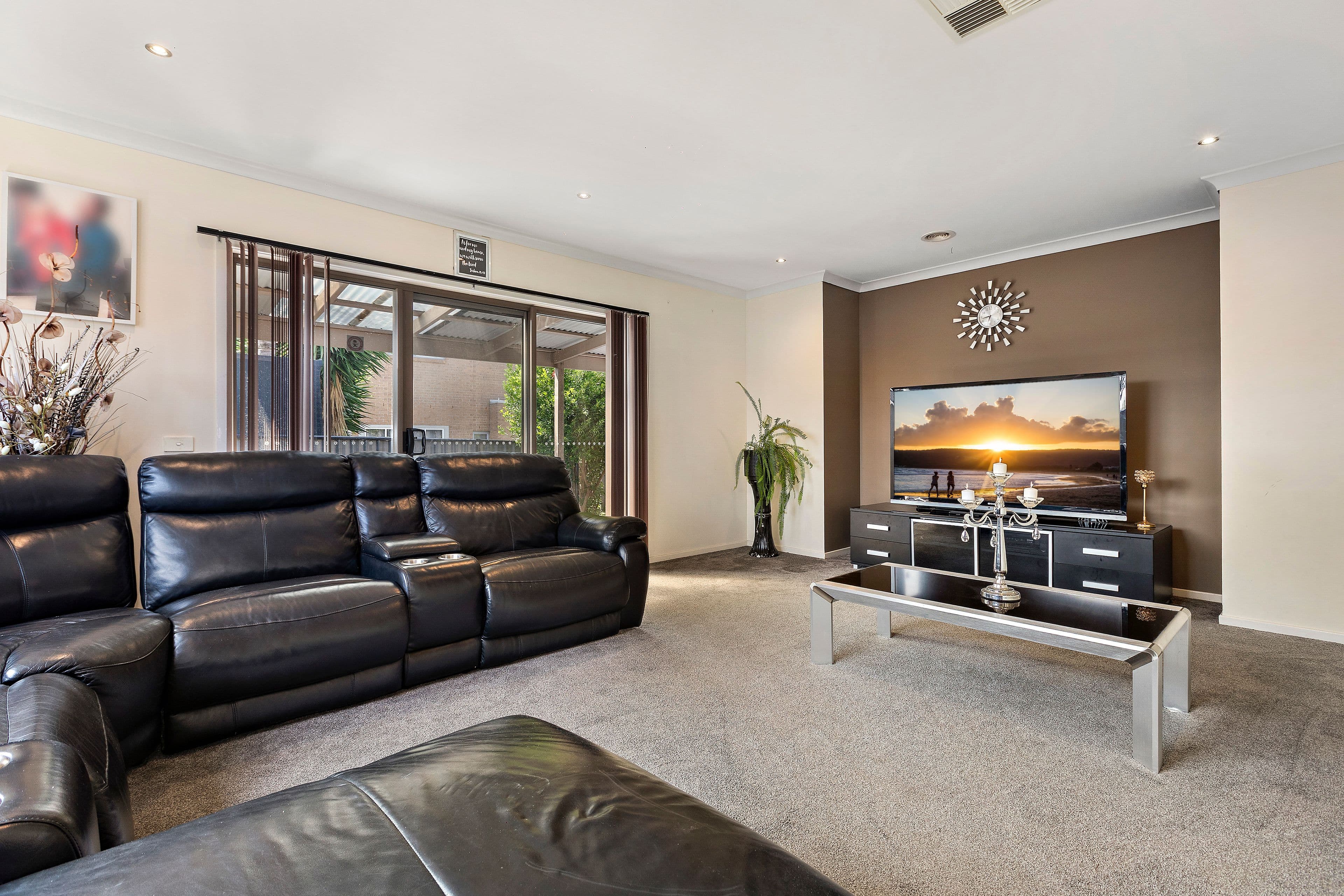 12 Peveril Avenue, DERRIMUT VIC 3026, Derrimut - Thumbnail 7