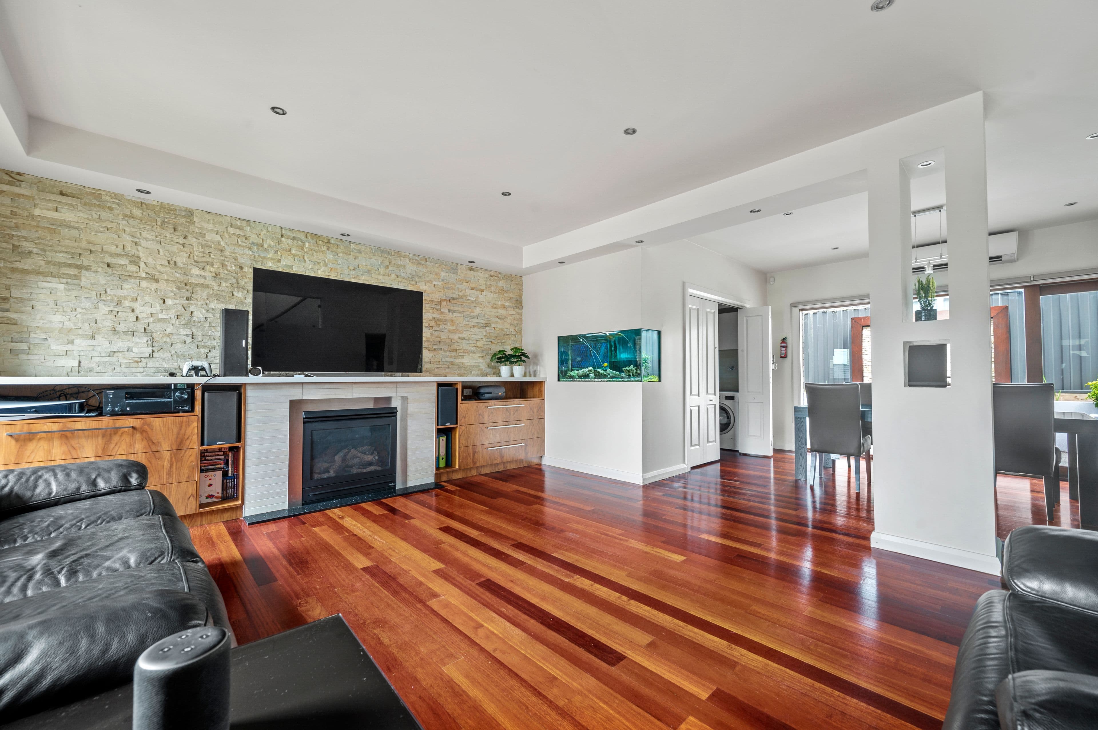 43 Home Street, Reservoir VIC 3073, Reservoir - Thumbnail 2