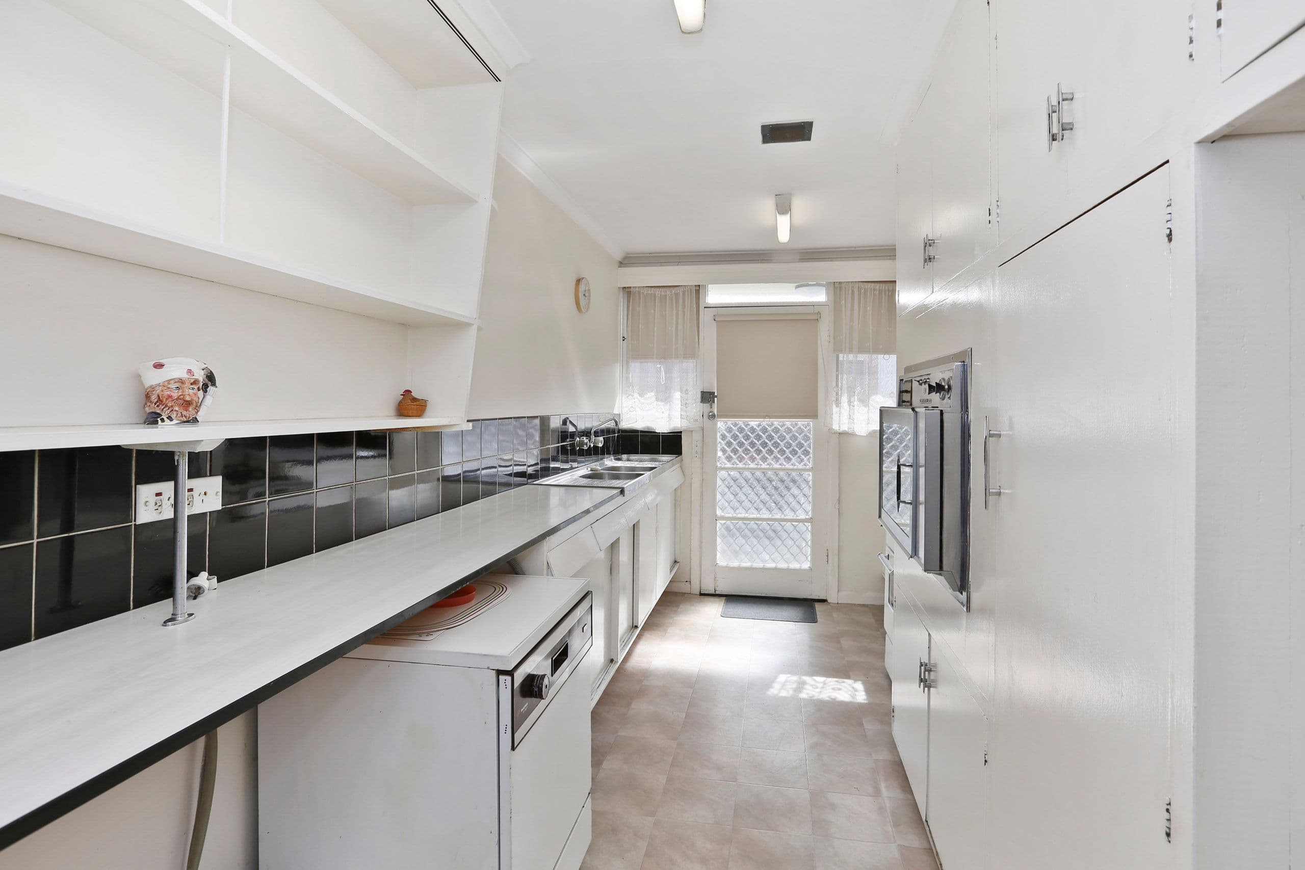 129 Barrabool Road, Highton VIC 3216, Highton - Thumbnail 7