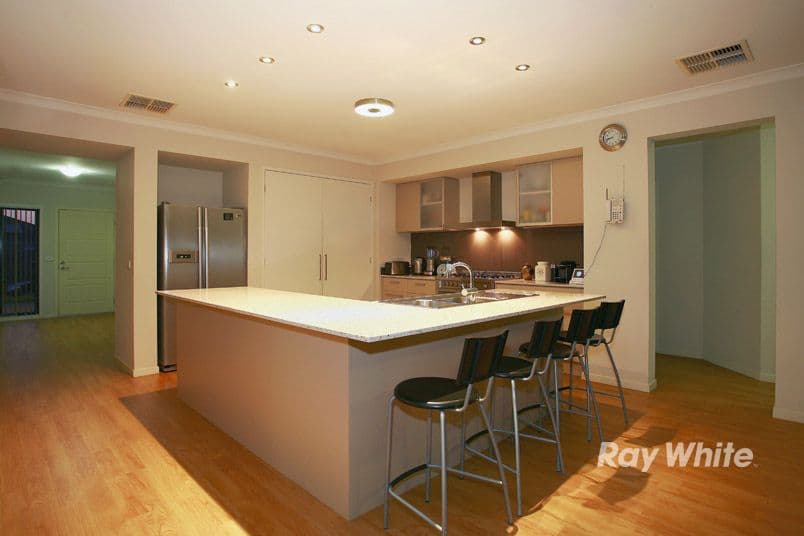 12 Rose Bush Court, LYNDHURST VIC 3975, Lyndhurst - Thumbnail 8
