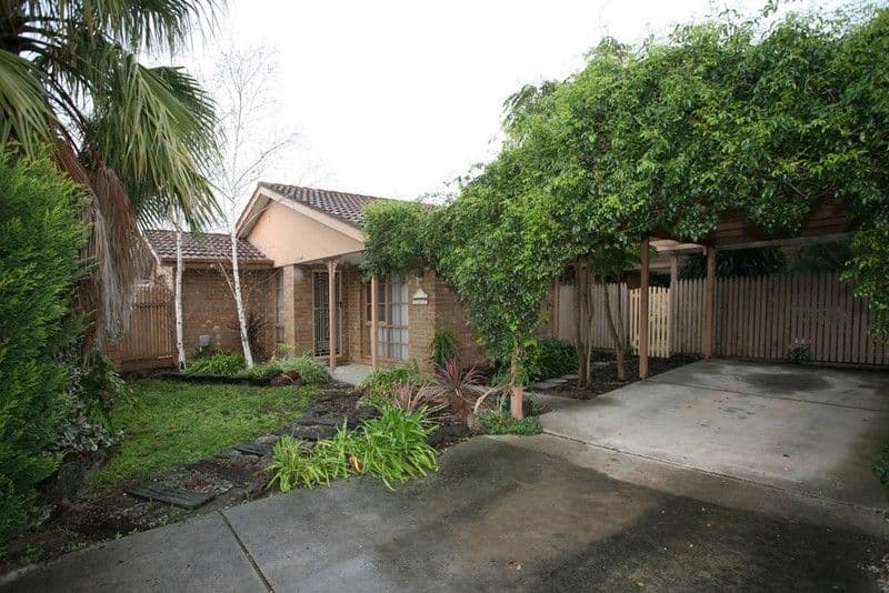 25 Coolong Avenue, BERWICK VIC 3806, Berwick - Thumbnail 5