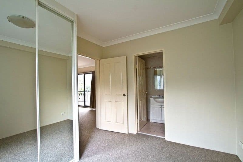 18 Sherwood Road, MERRYLANDS WEST NSW 2160, Merrylands West - Thumbnail 5