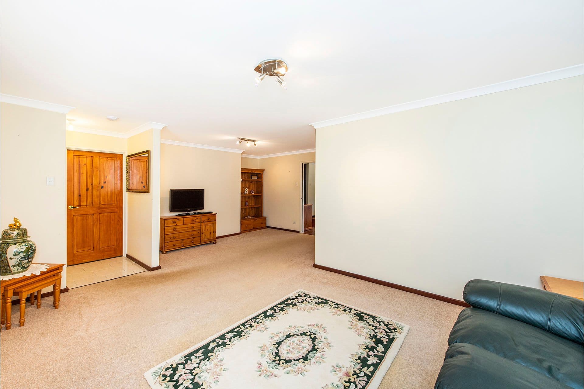 49 Warnbro Sound Avenue, Warnbro WA 6169, Warnbro - Thumbnail 6