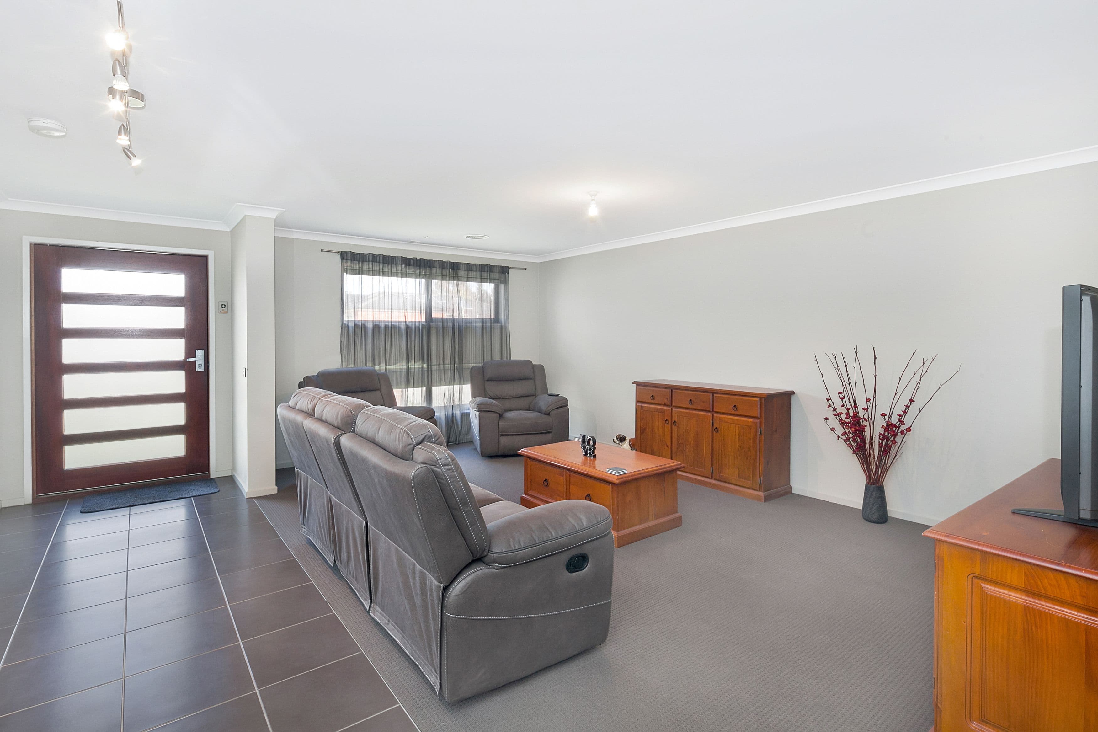 170 Canadian Lakes Boulevard, Canadian VIC 3350, Canadian - Thumbnail 2