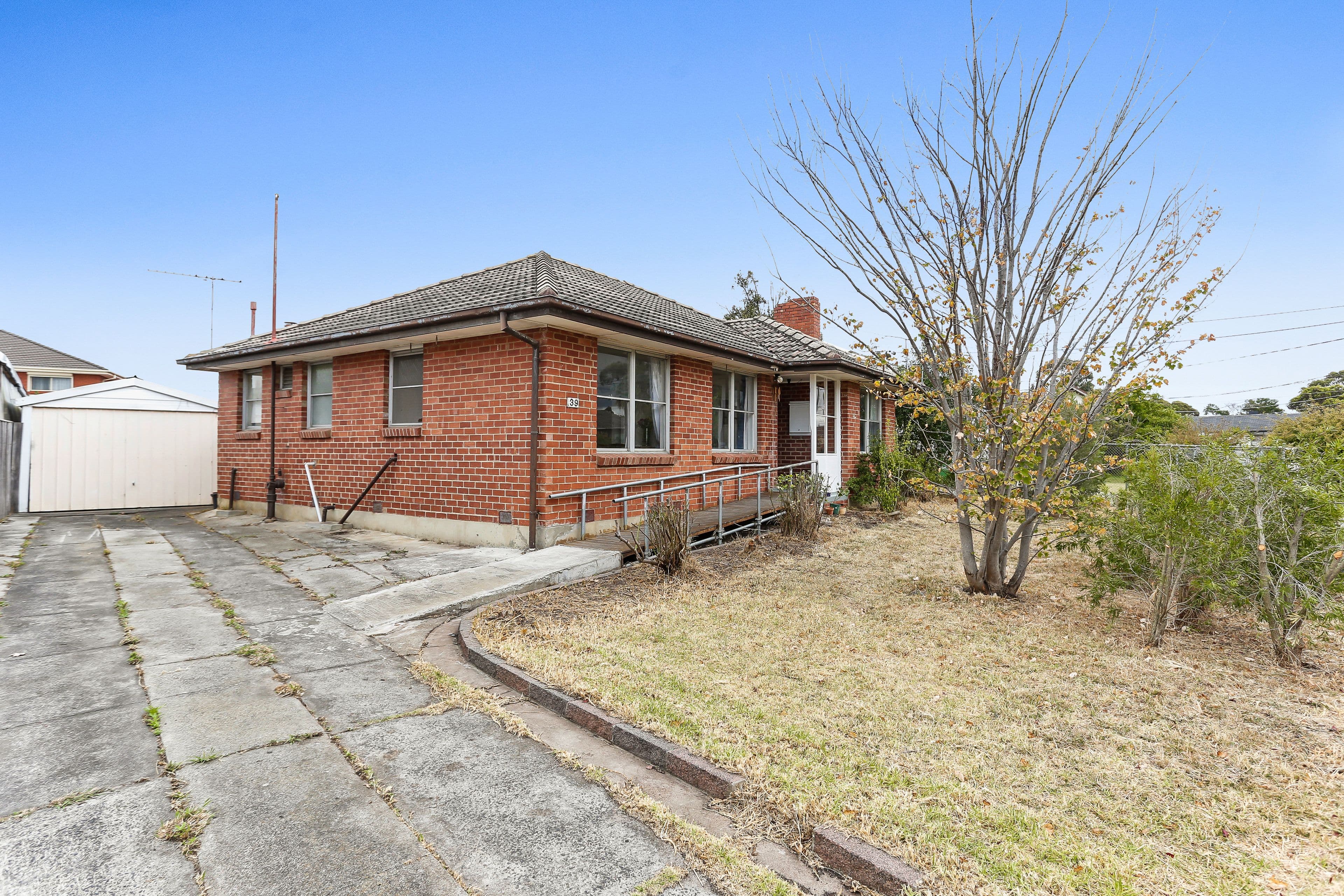 39 Mildura Crescent, Dallas VIC 3047, Dallas - Thumbnail 2