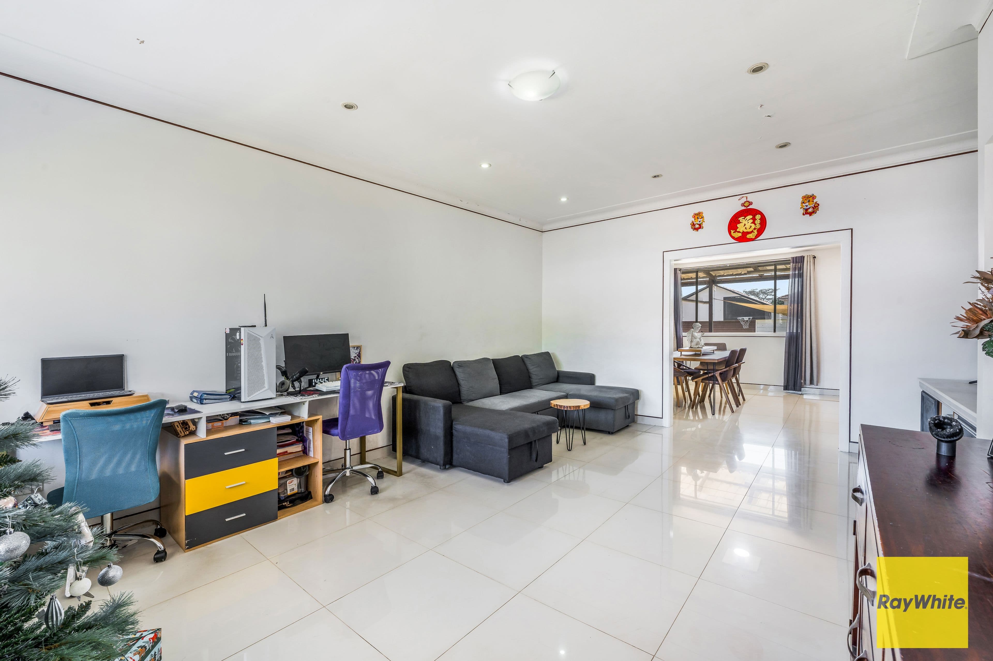 8 Avoca Road, Canley Heights NSW 2166, Canley Heights - Thumbnail 2