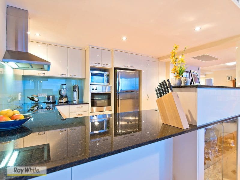 36 Prince Edward Parade, Redcliffe QLD 4020, Redcliffe - Thumbnail 8