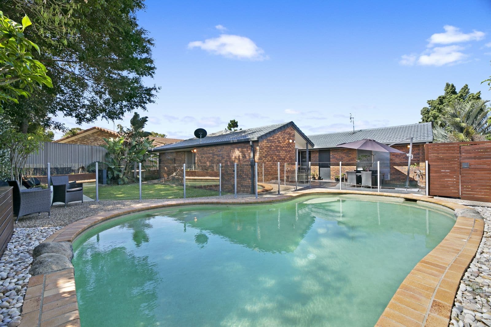 7 Henry Cotton Drive, Parkwood QLD 4214, Parkwood - Thumbnail 2
