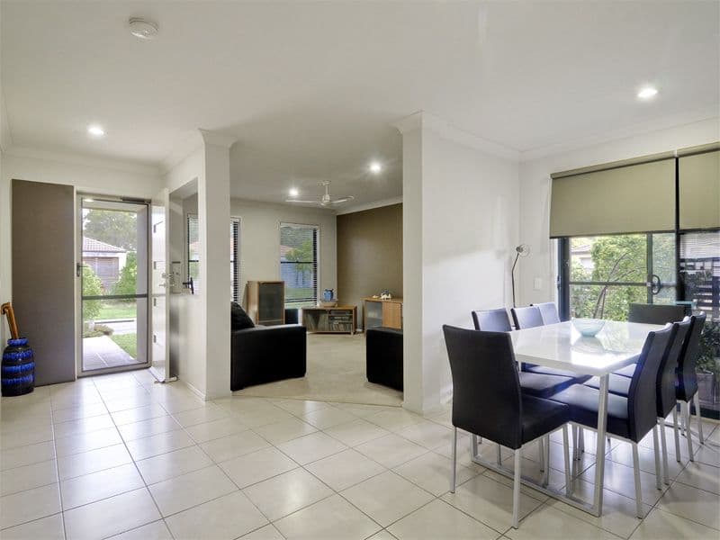 37 Waterlily Circuit, CARSELDINE QLD 4034, Carseldine - Thumbnail 5