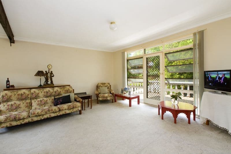 3 Evans Road, HORNSBY HEIGHTS NSW 2077, Hornsby Heights - Thumbnail 2