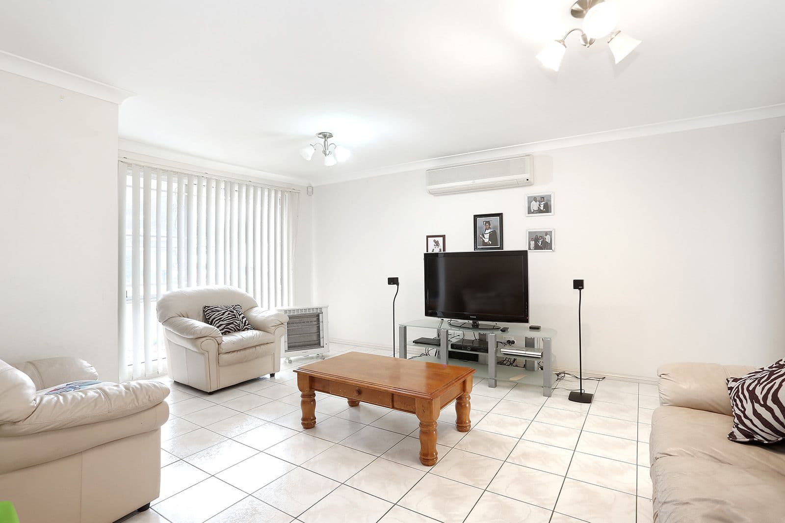14 Willow Grove, Plumpton - Thumbnail 2