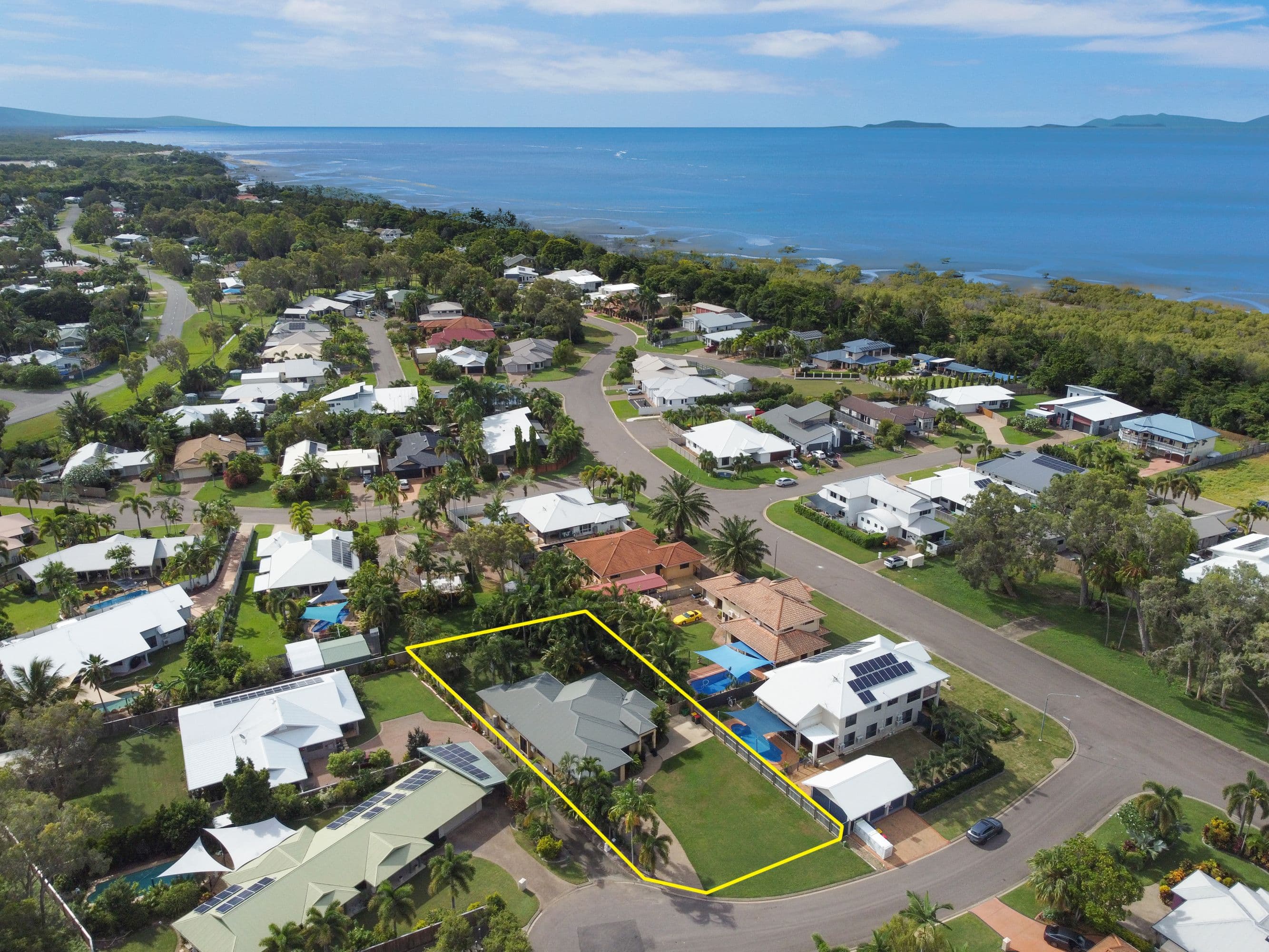 8 Coolan Court, Bushland Beach QLD 4818, Bushland Beach - Image 1