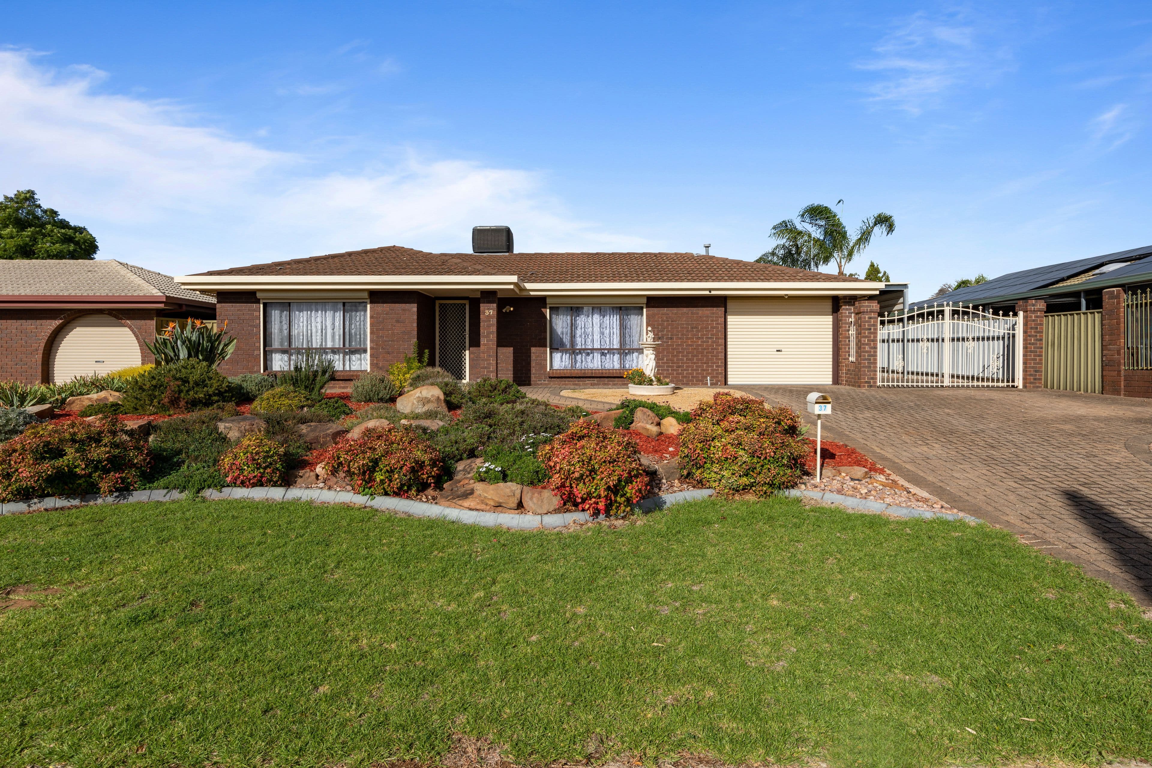 37 Carob Crescent, Craigmore SA 5114, Craigmore - Image 1