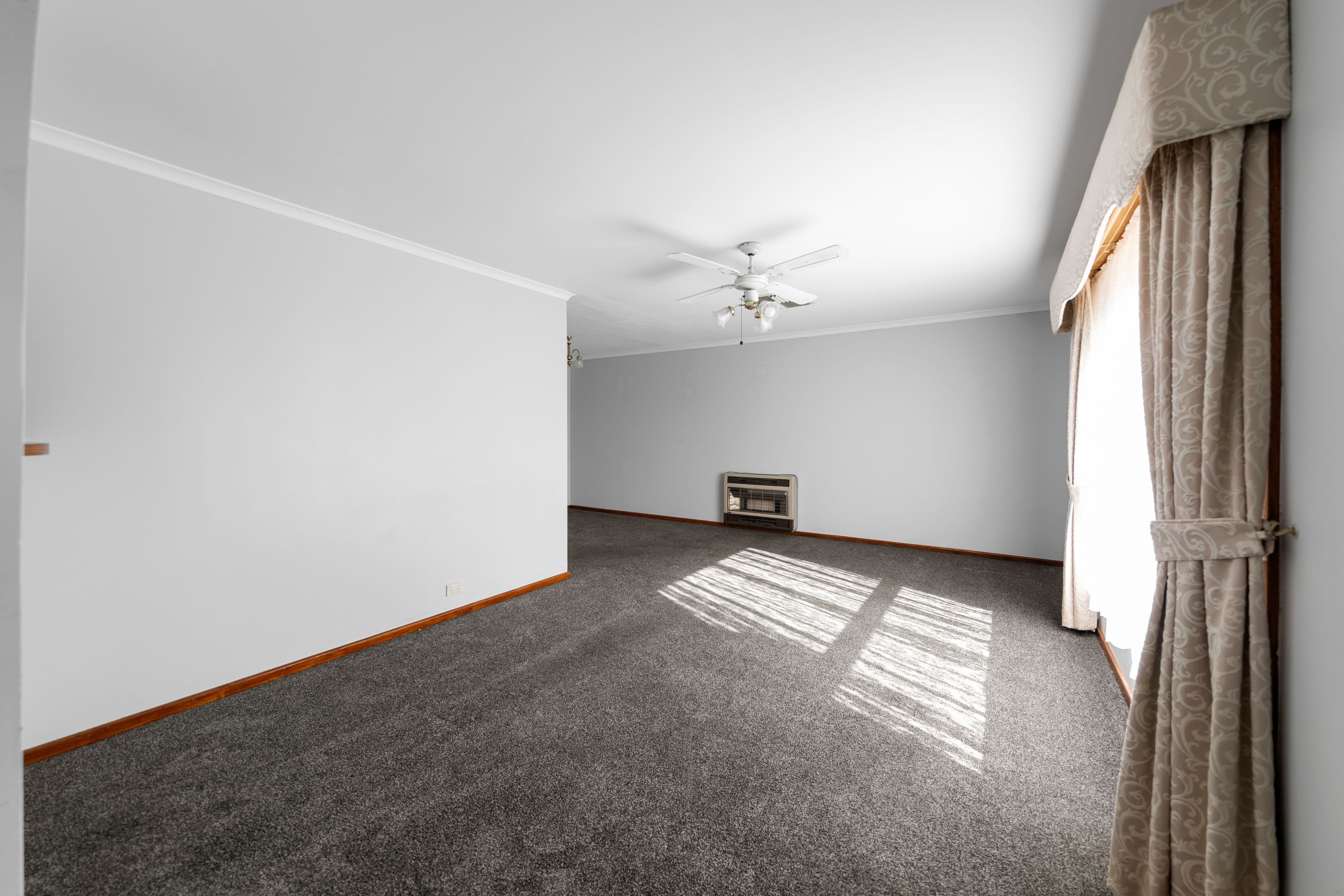 37 Carob Crescent, Craigmore SA 5114, Craigmore - Thumbnail 6