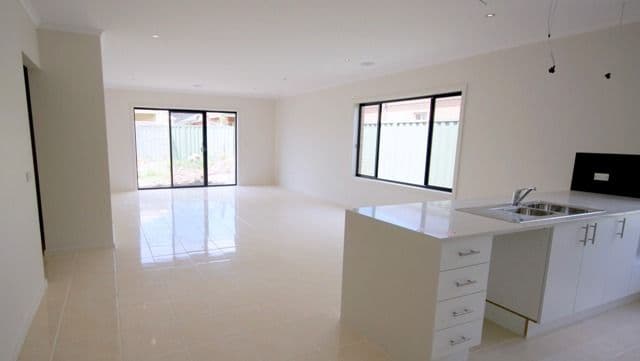 49 Edmund Street, PAKENHAM VIC 3810, Pakenham - Thumbnail 3