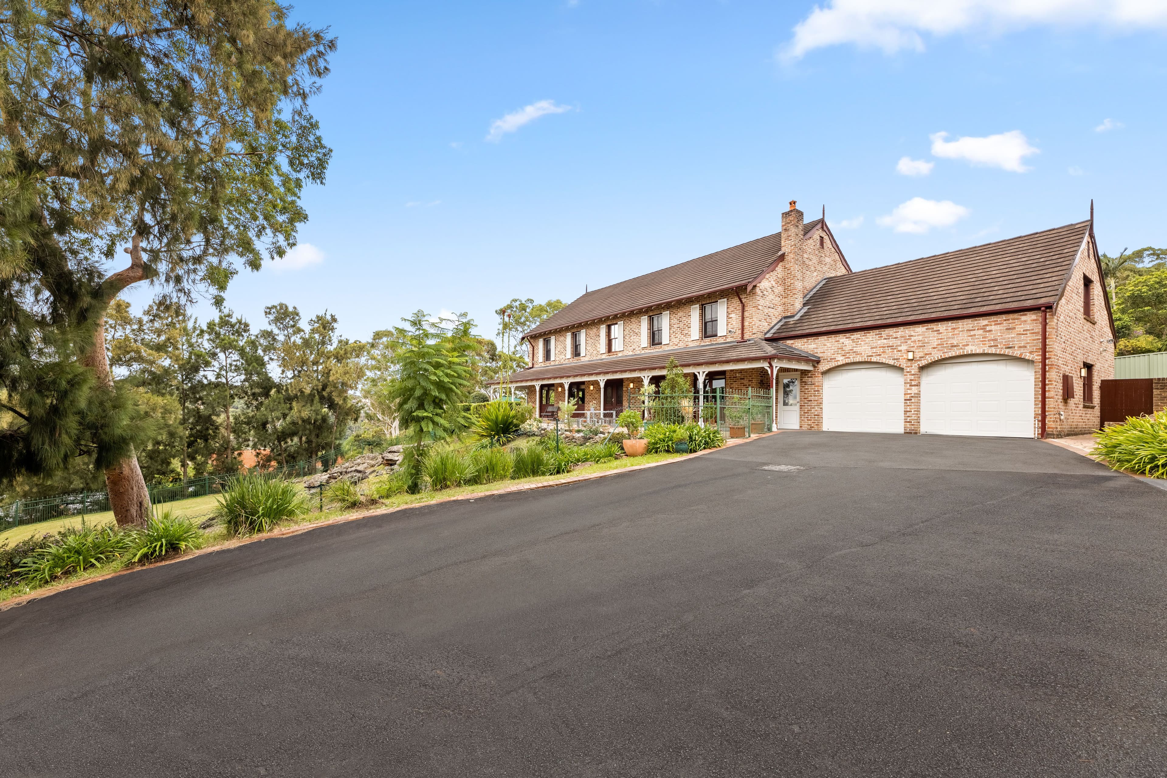 32-34 Griffin Parade, Illawong NSW 2234, Illawong - Image 1