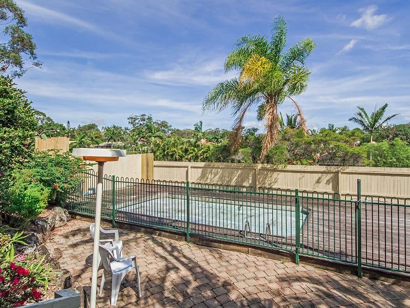 17 Winani Drive, ASHMORE QLD 4214, Ashmore - Thumbnail 2