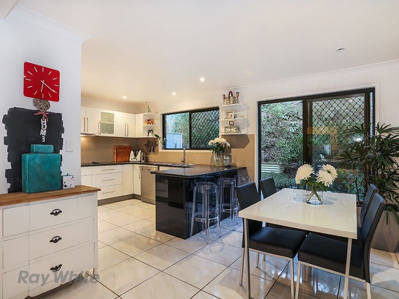 18 Lant Street, Chapel Hill QLD 4069, Chapel Hill - Thumbnail 5
