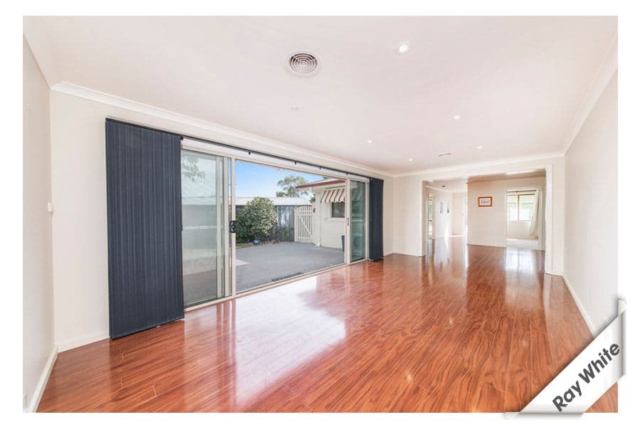 8 Wolfe Place, Gilmore ACT 2905, Gilmore - Thumbnail 3