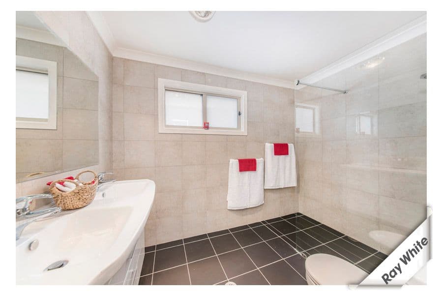 8 Wolfe Place, Gilmore ACT 2905, Gilmore - Thumbnail 8