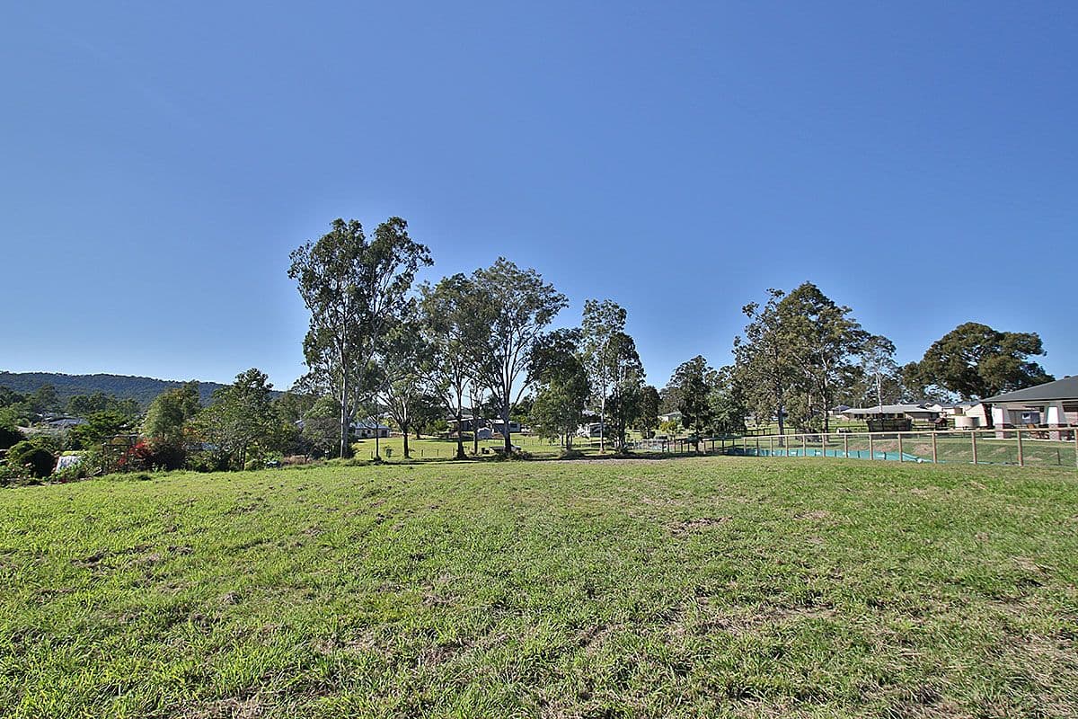 98 Diamantina Circle, Karalee QLD 4306, Karalee - Thumbnail 5