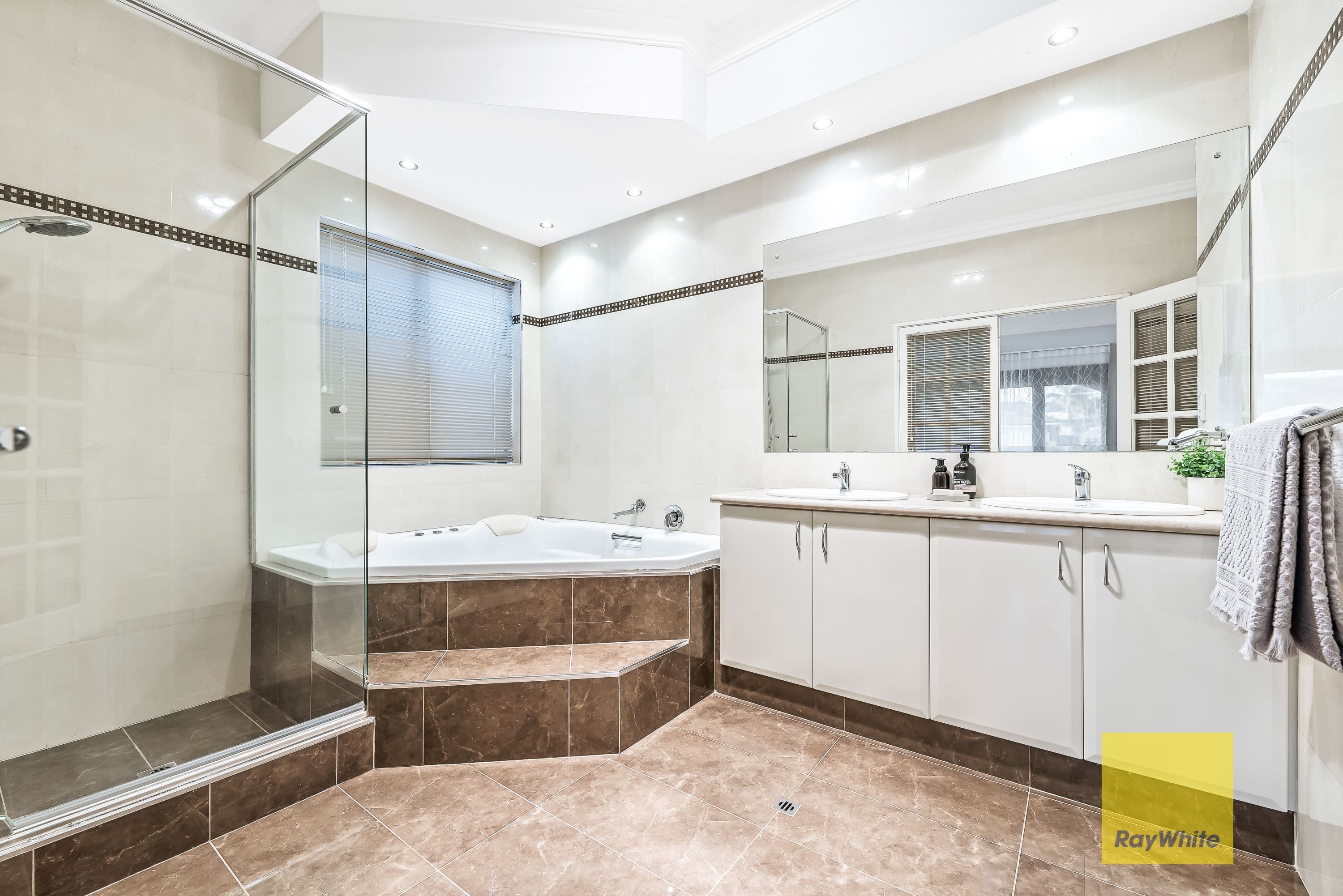 2 Rayner Drive, Landsdale WA 6065, Landsdale - Thumbnail 7