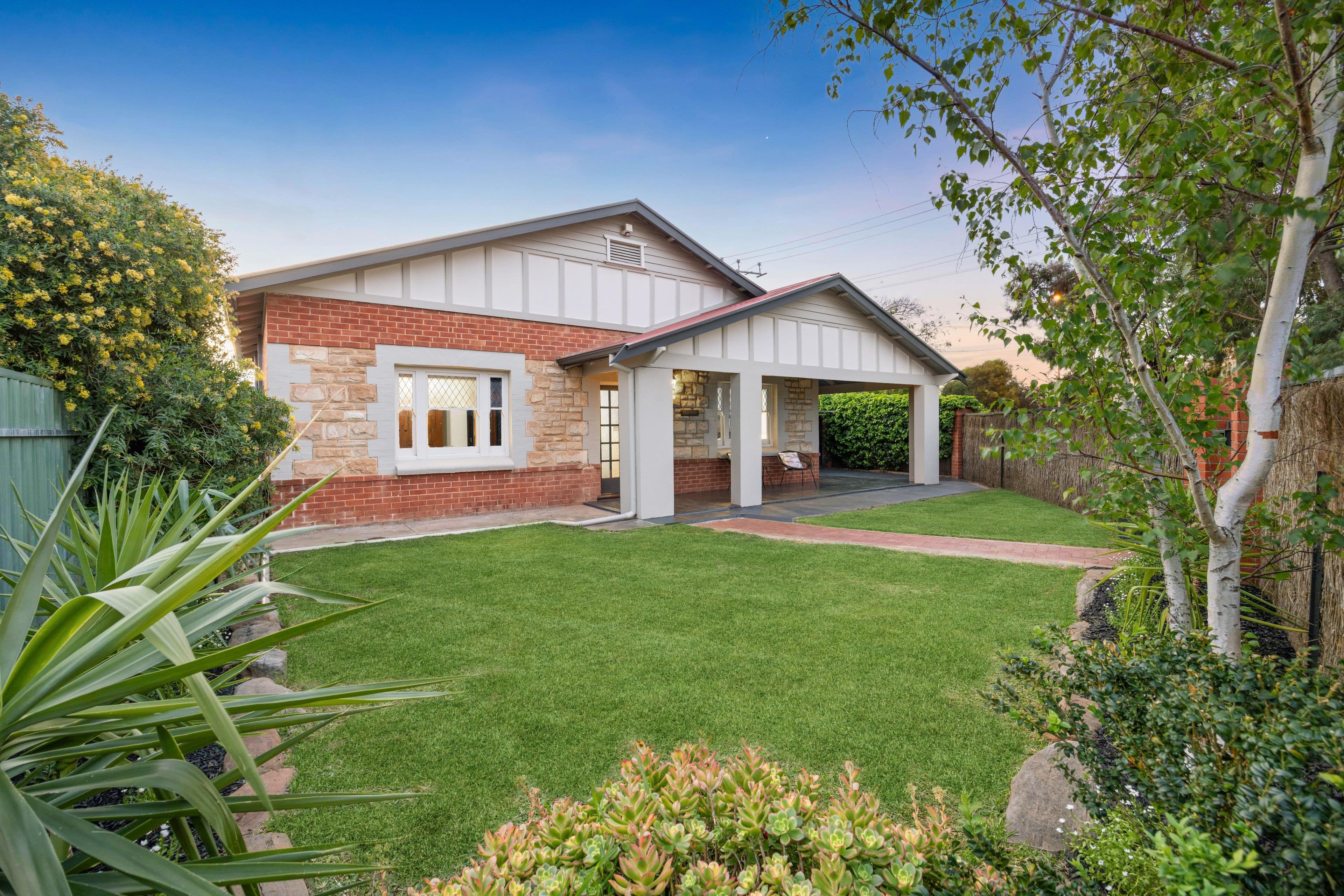 2 Olveston Avenue, Beverley SA 5009, Beverley - Thumbnail 2