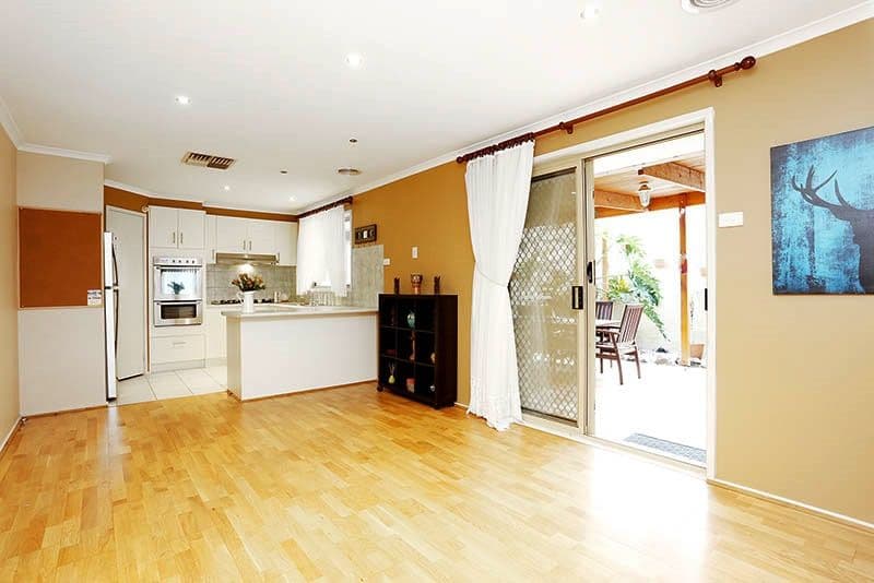 25 Gillwell Road, Lalor VIC 3075, Lalor - Thumbnail 3